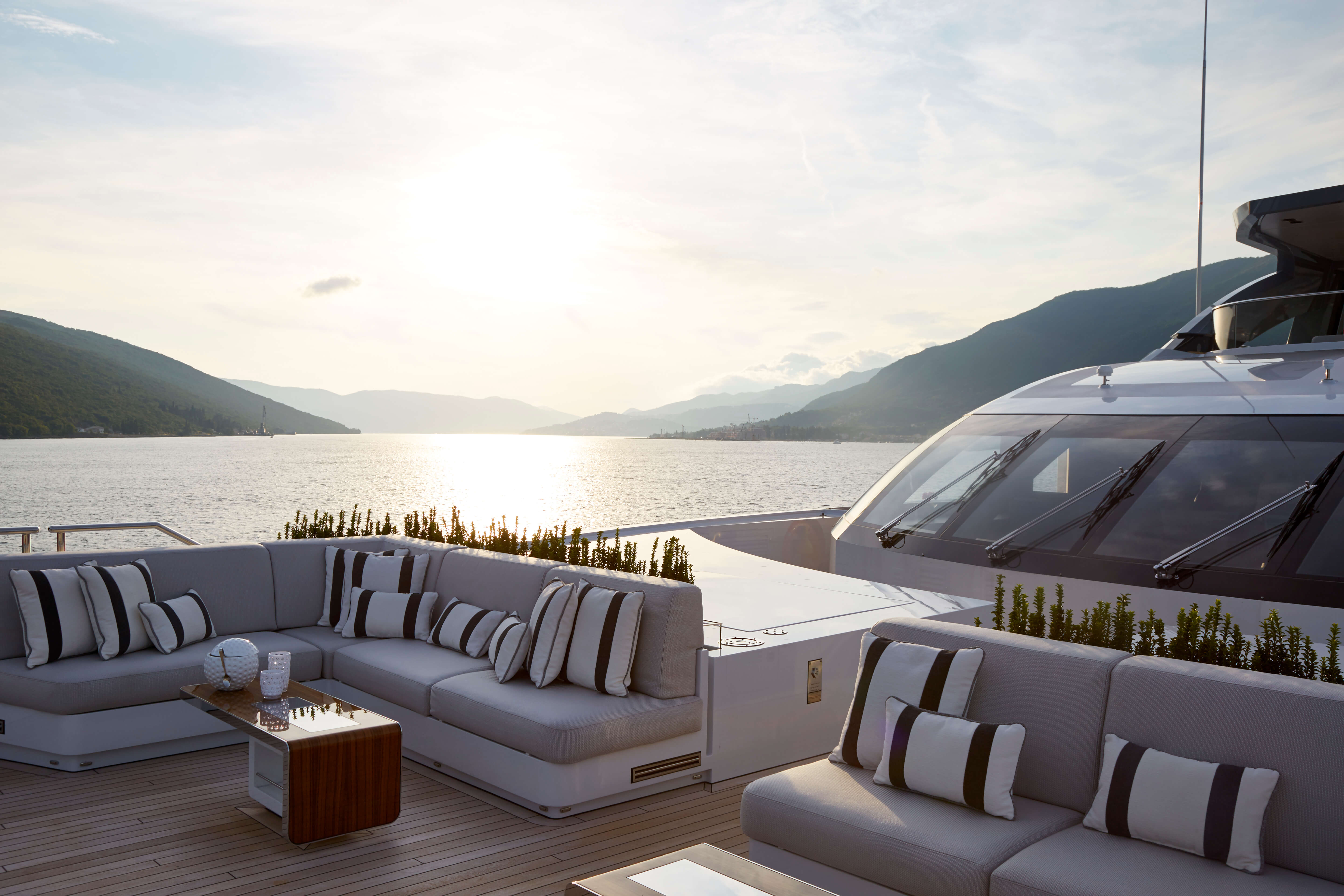 Galatica Super Nova Heesen Yacht