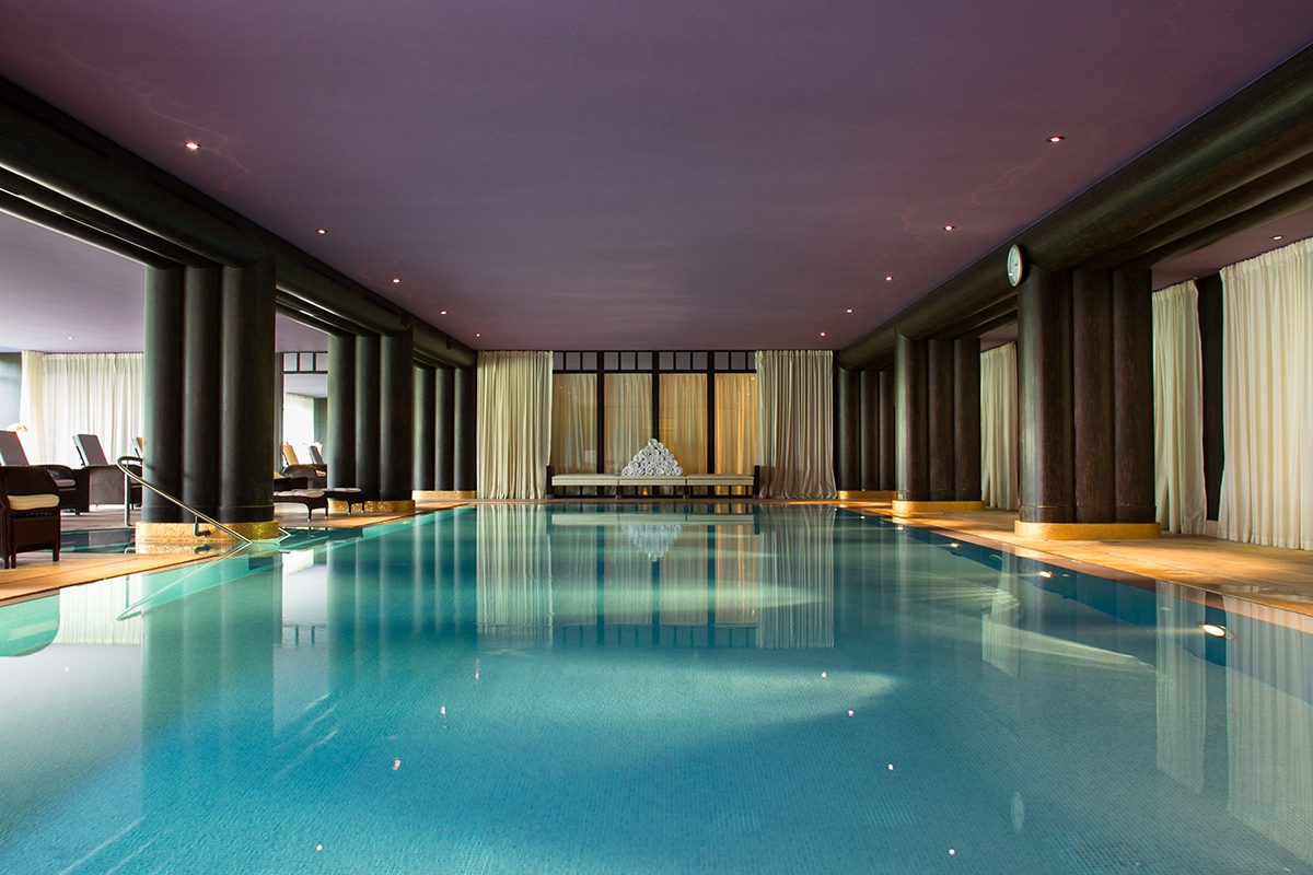 Indoor spa swimming pool at luxury hotel 