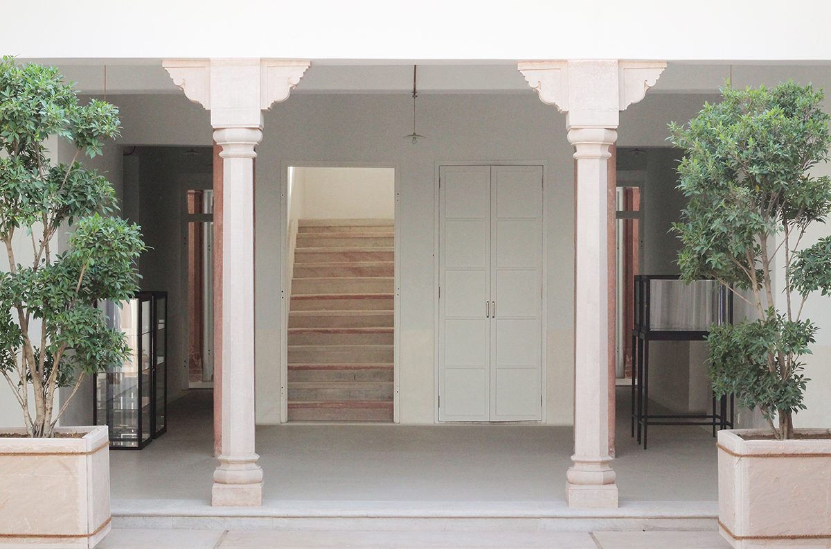 Entranceway to a beautiful whitewashed building