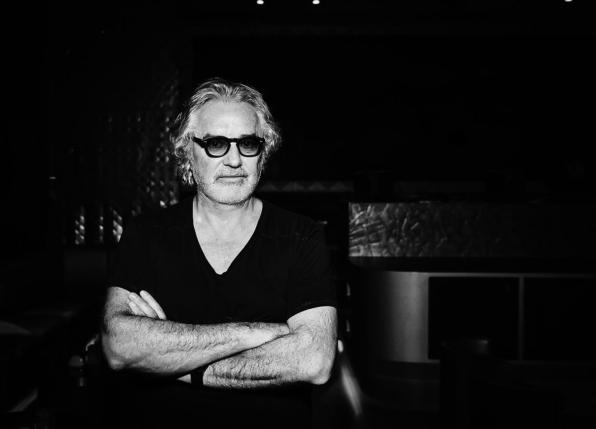 Monochrome portrait of man wearing sunglasses