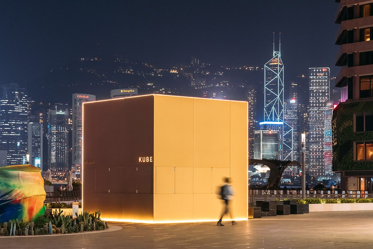 Cubic sculpture on a broadwalk