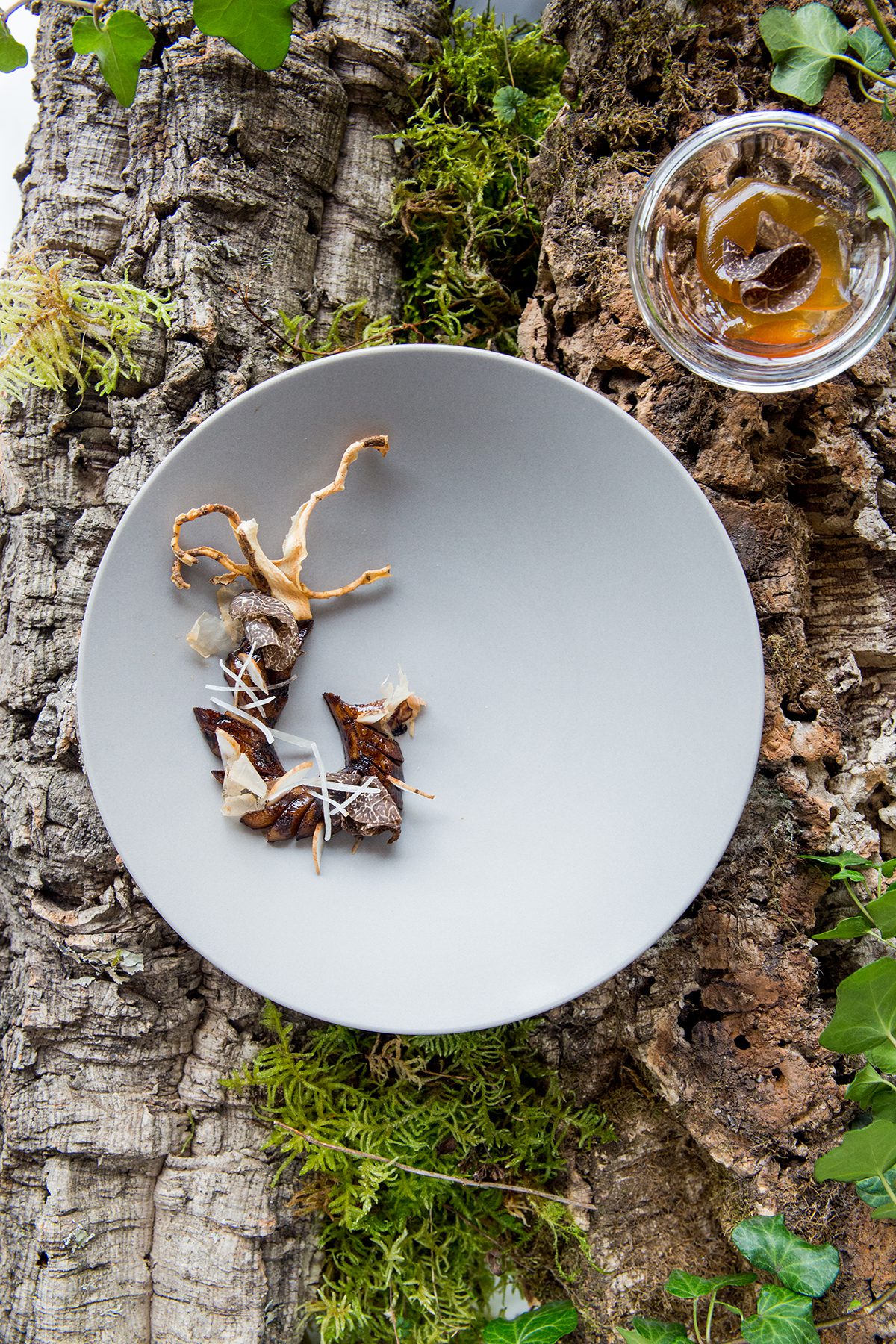 artistic dining dish