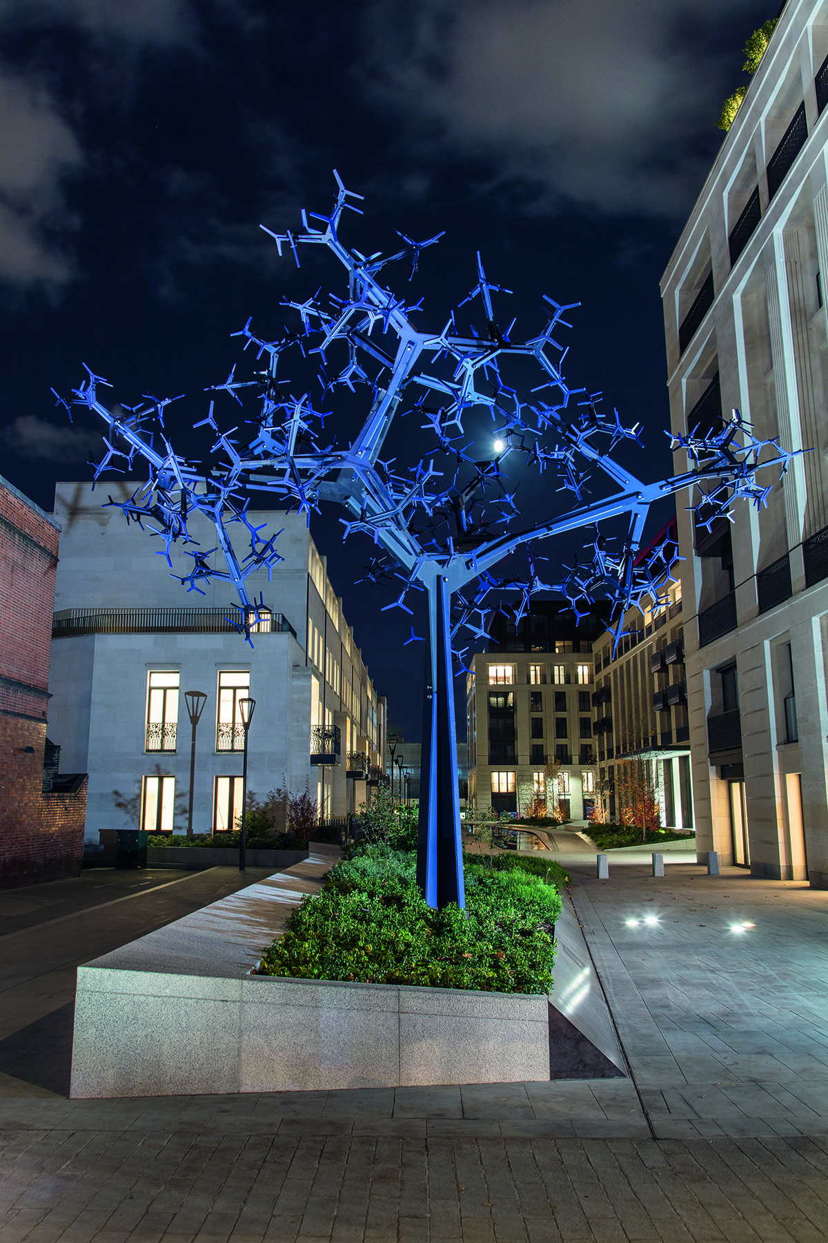 Tree sculpture 