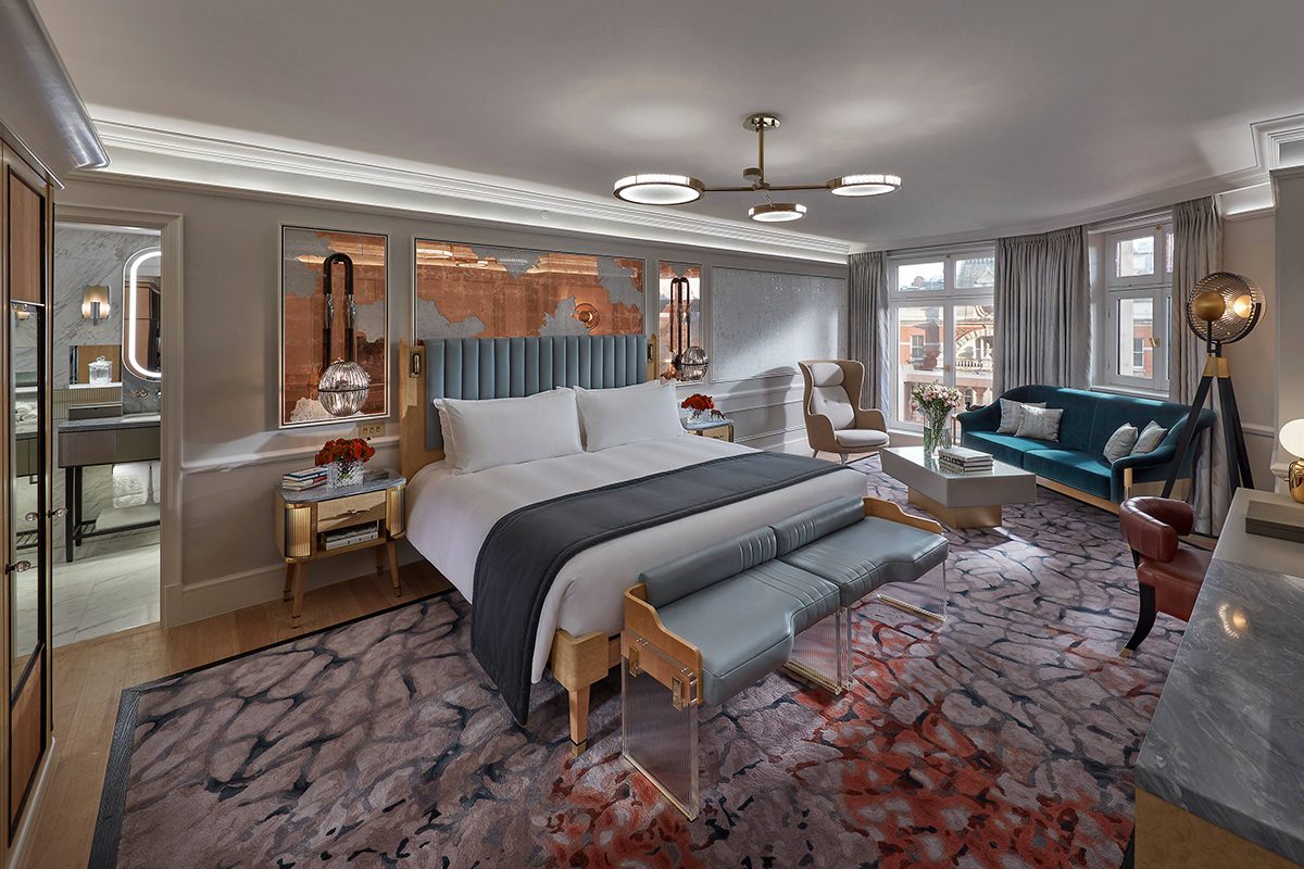 luxurious bedroom