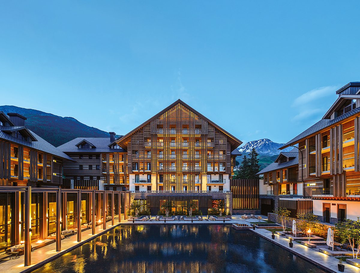 hotel courtyard