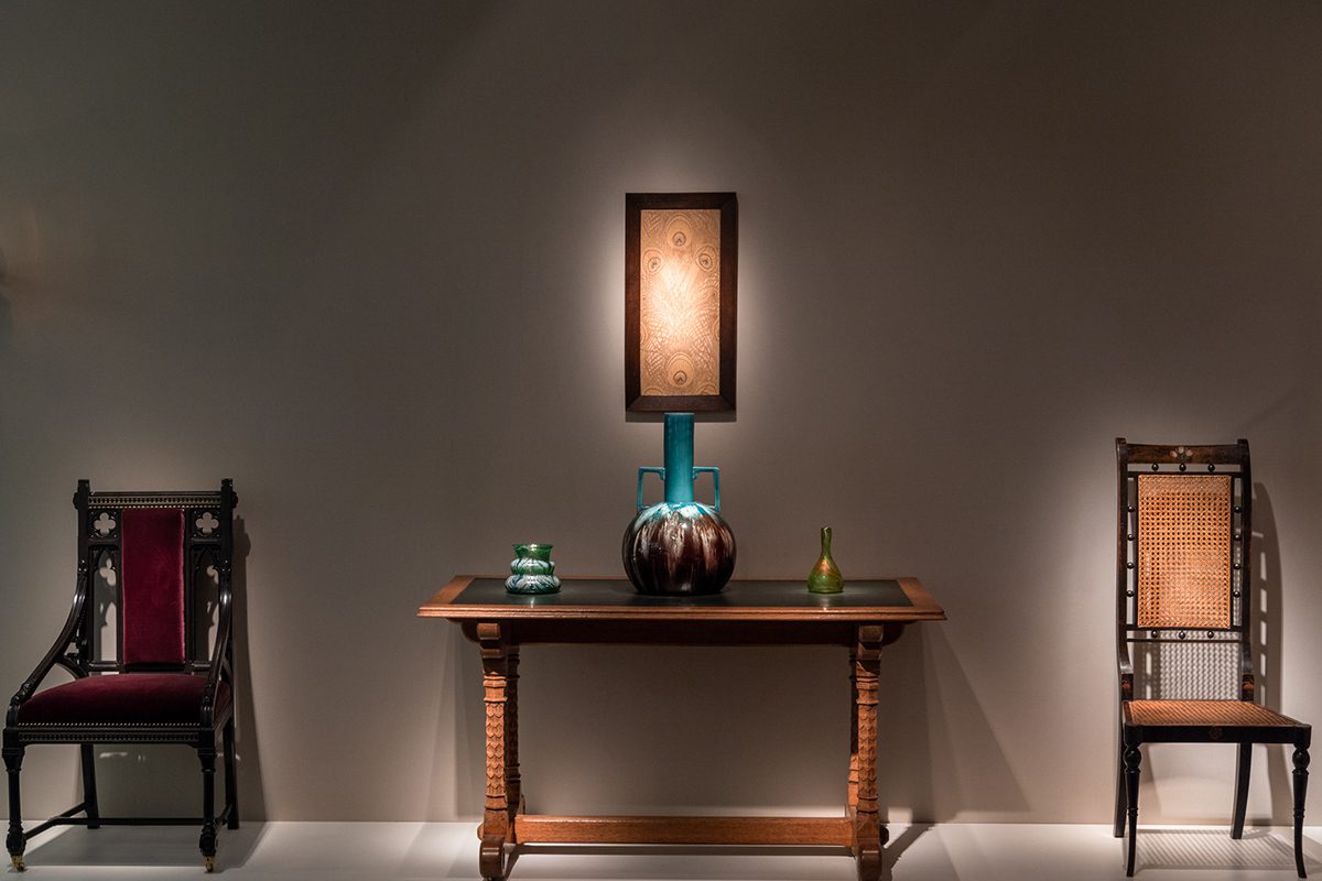 lamp and objects on a table