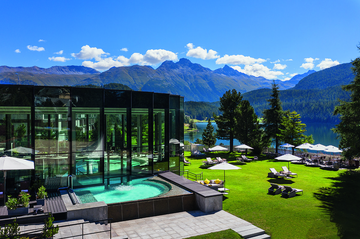 outdoor swimming pool