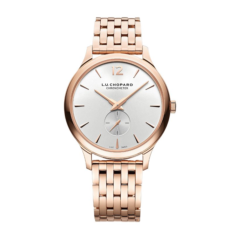 gold wristwatch