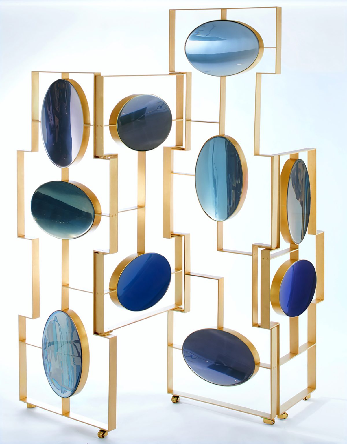 glass folding screen
