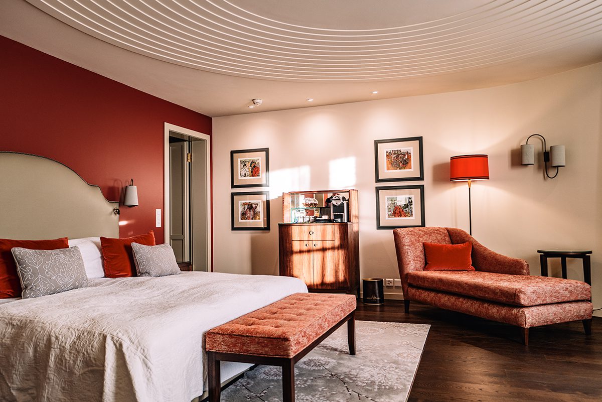 hotel bedroom