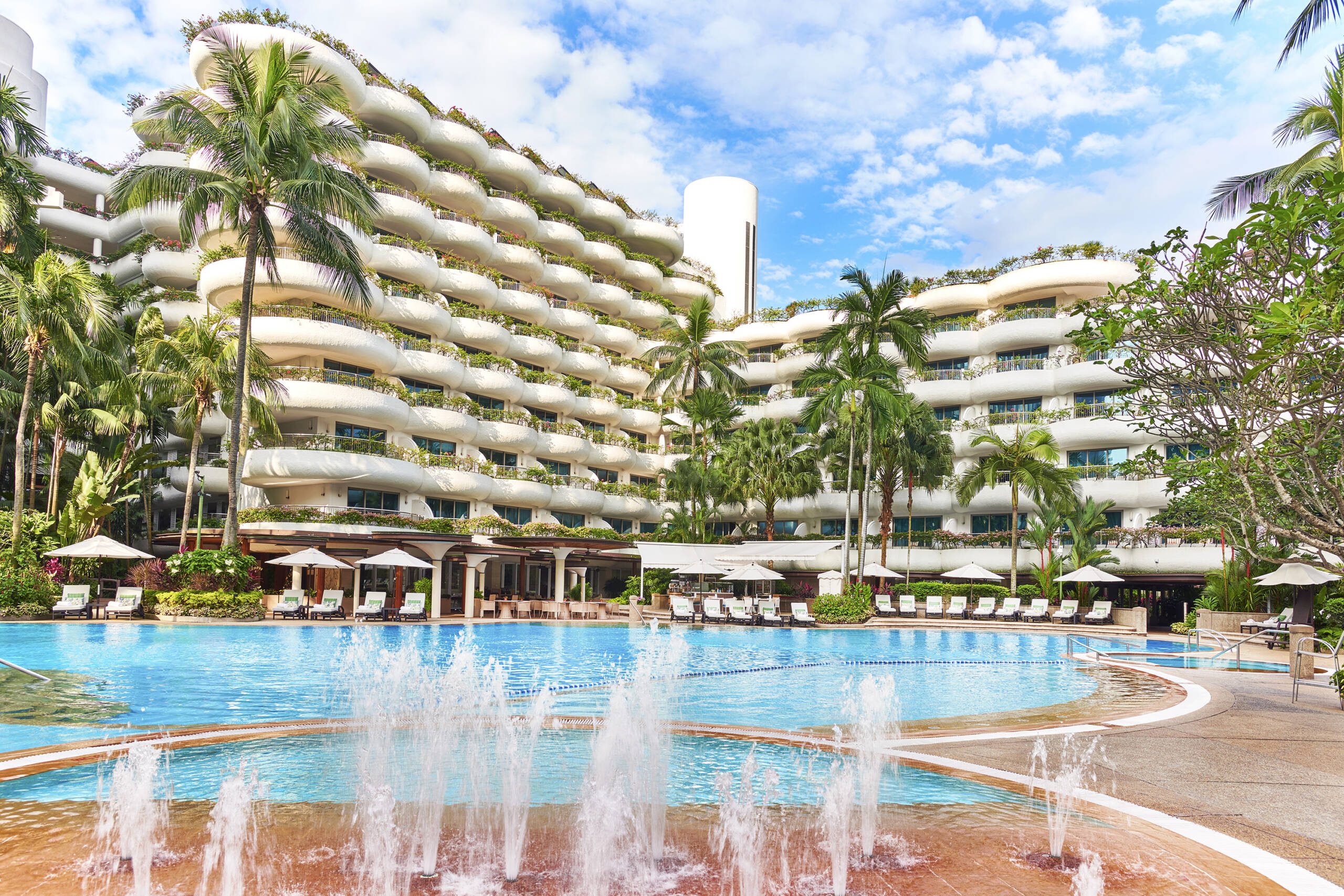 Big pool at a nice hotel